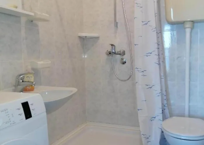 Apartmán Spacious And Cozy Seafront - Two Bedroom With Terrace And Sea View *